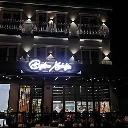 Bujtina Xhabakja Hotel Belsh Екстериор снимка