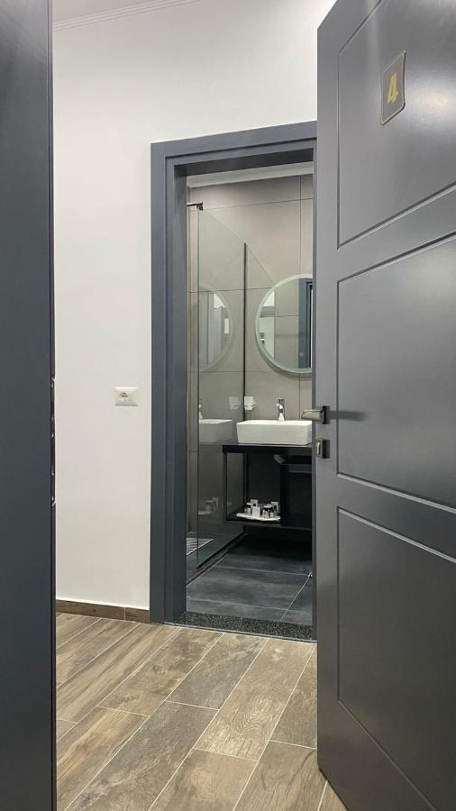 Bujtina Xhabakja Hotel Belsh Екстериор снимка