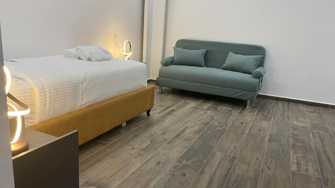 Bujtina Xhabakja Hotel Belsh Екстериор снимка