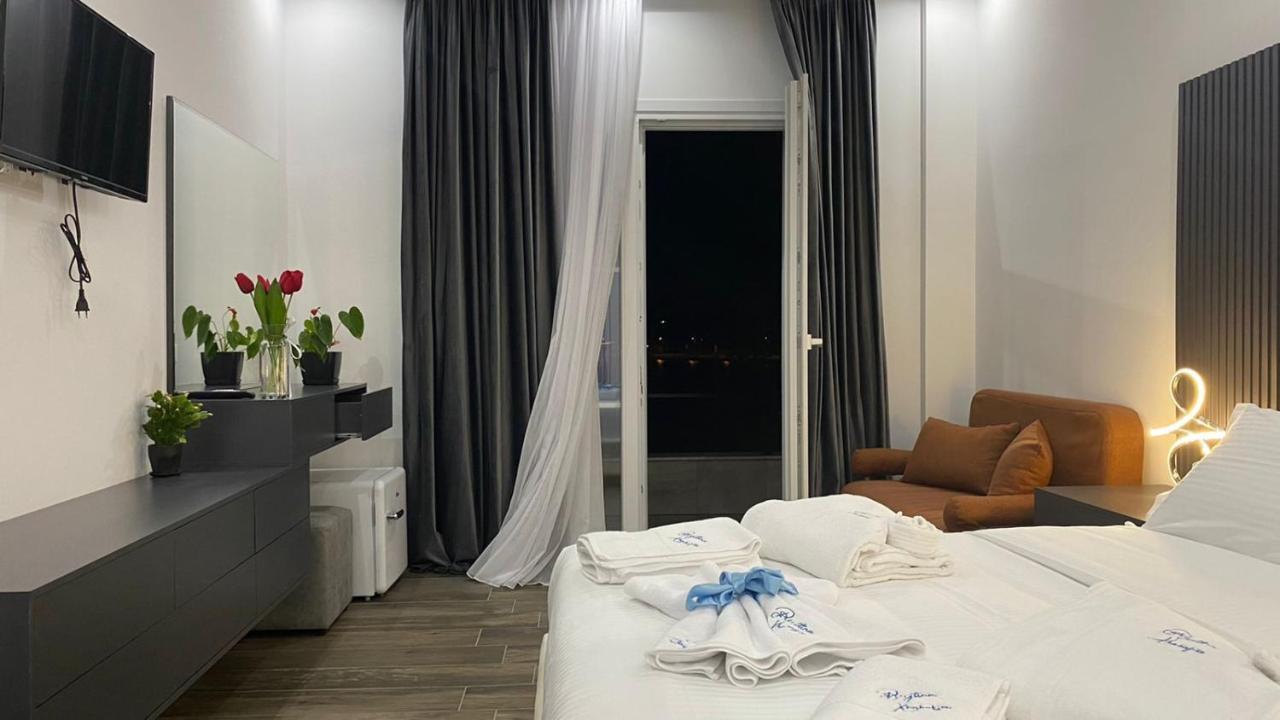 Bujtina Xhabakja Hotel Belsh Екстериор снимка